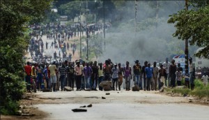 Protestors, Harare, 14 January 2019 (Newsday)